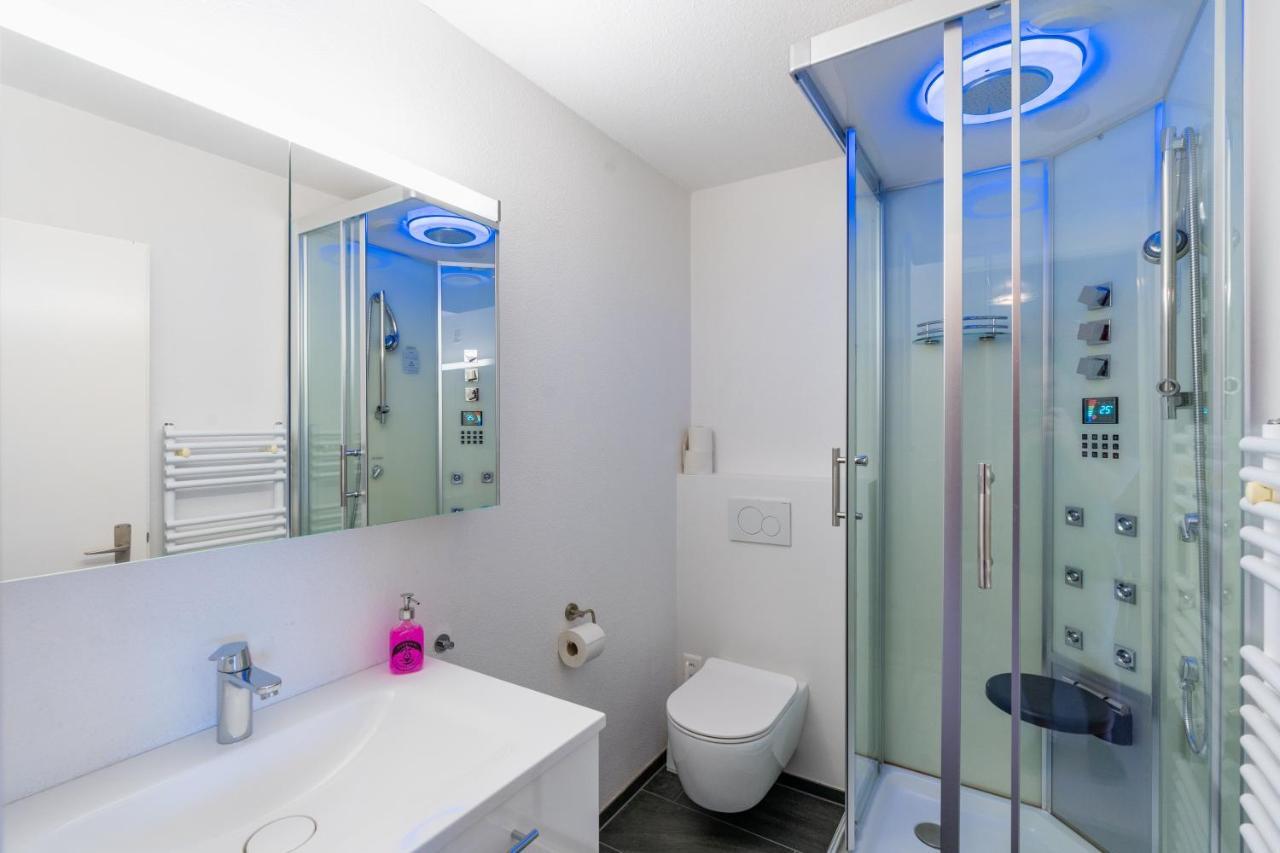 -Panorama-Bergblick- Dampfbad-Dusche Und Aussenbett Apartment Flims Exterior photo